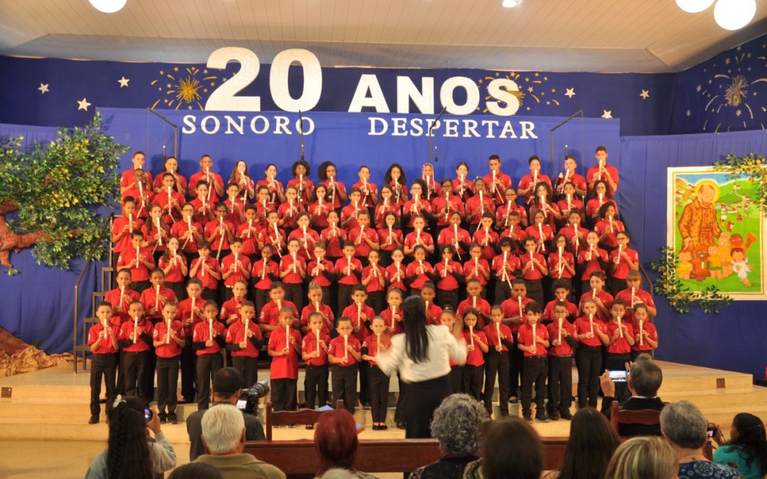 Sonoro despertar. Educación de niños y adolescentes a través de la Música